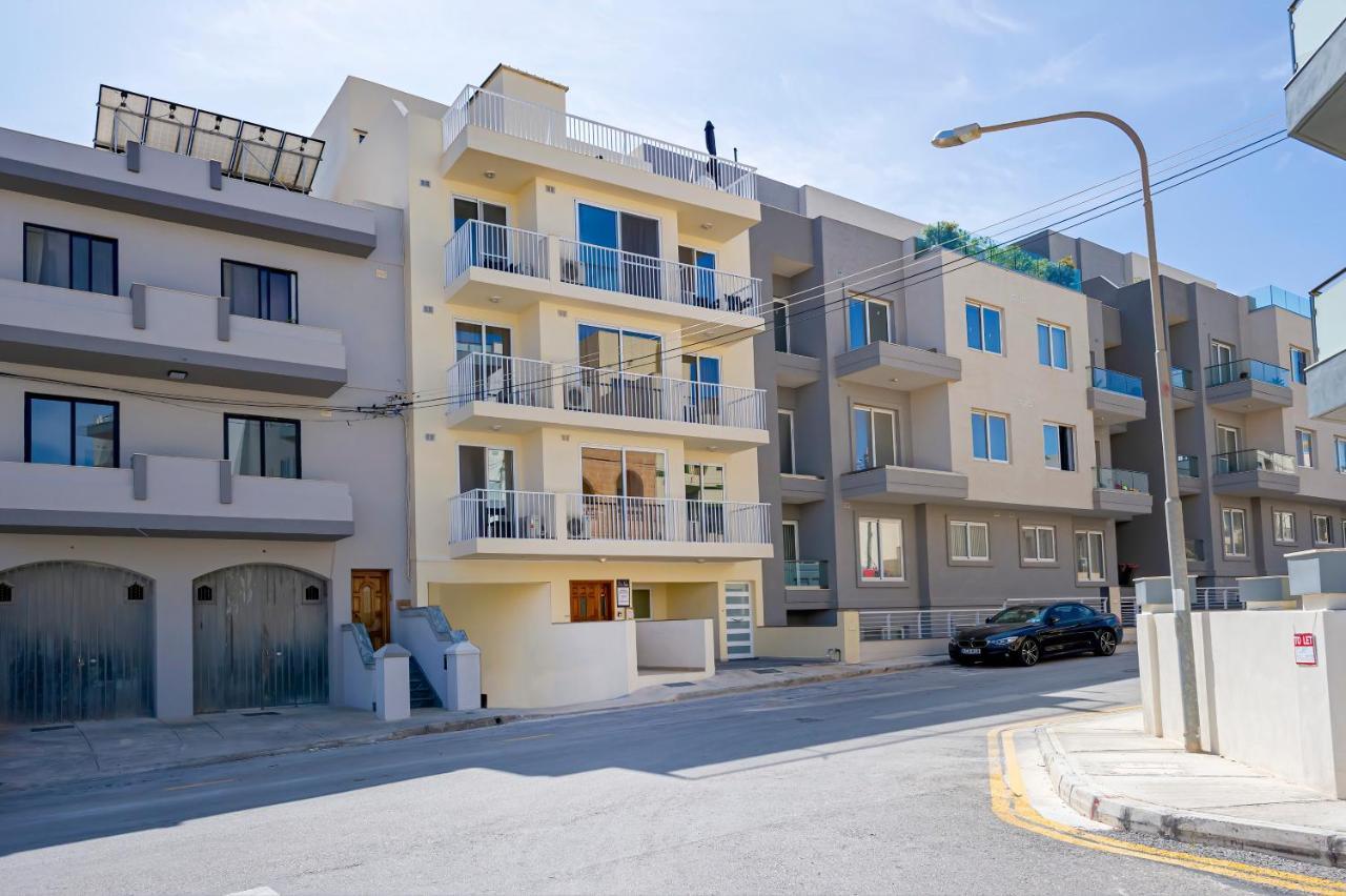 Summer Breeze Apartment With Panoramic Terrace - By Getawaysmalta Mellieħa Exterior foto